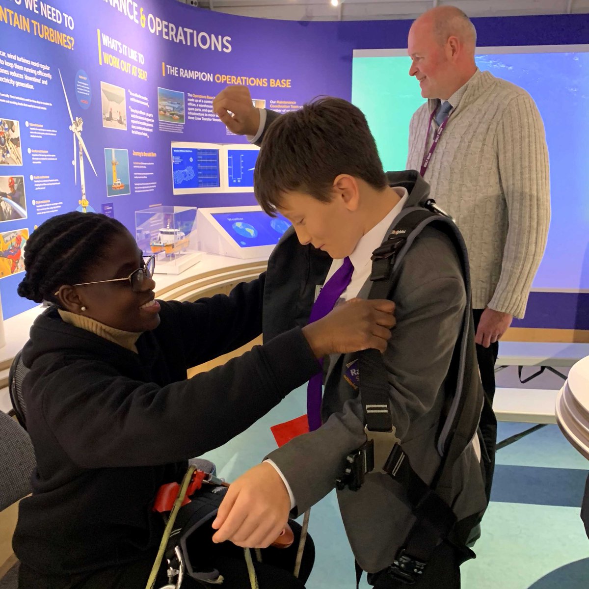RampionVC's tweet photo. As part of #GreenCareersWeek we had an Open Doors event with #Sussex Schools, including @RattonSchool Students were able to learn about the various career opportunities in #Offshorewind. #windpower #greencareers #stemcareers #sussexschools #rampionvc @Green__Careers https://t.co/bLRYdR2YAo