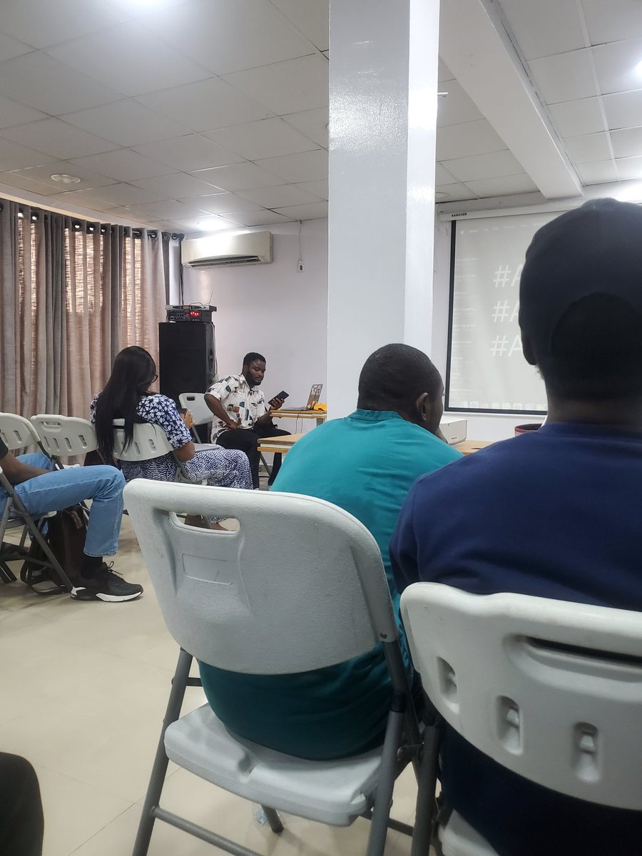 David_Audu_'s tweet photo. Learning a lot about APIs @apiconflagos  at their educative and innovative sessions headed by amazing speakers.
#APIConfLagos #APIsInAction #APIs https://t.co/ZbeobIoRS3