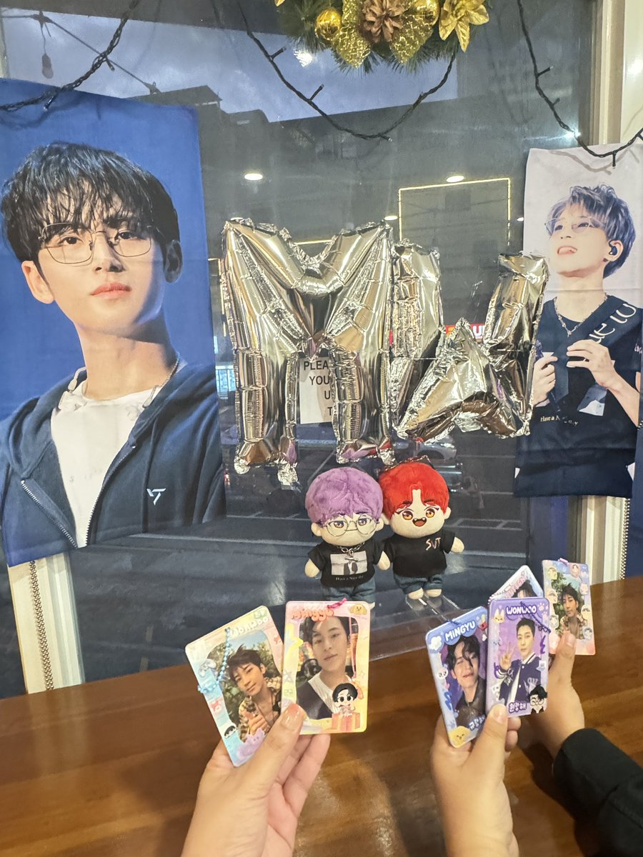 schoi_scoups's tweet photo. Had so much fun at my first minwon cse 🩷🩵 met a lot of new carat friends and moots. Thank you for organizing this event @mniwonu @dnbsellies 🤍

#minwonlovebot https://t.co/wiJ5Z5AOXc