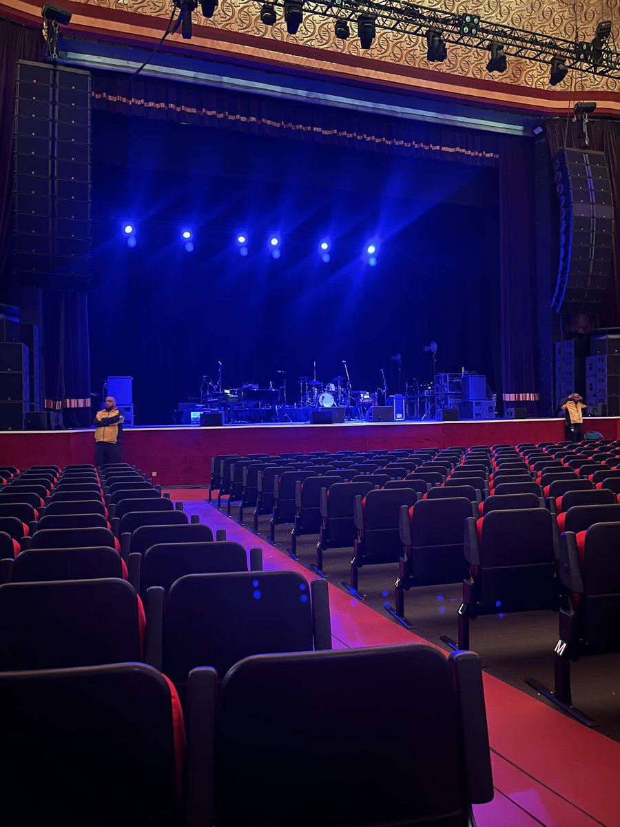 Not embarrassed to say I was the first car in the car park and the first one sat down ready for <a href="/BenFolds/">benjamin folds</a> last night in Manchester. And the whole show was just incredible, thanks Ben and the whole amazing band. Wish I could watch again in Edinburgh tonight!!
