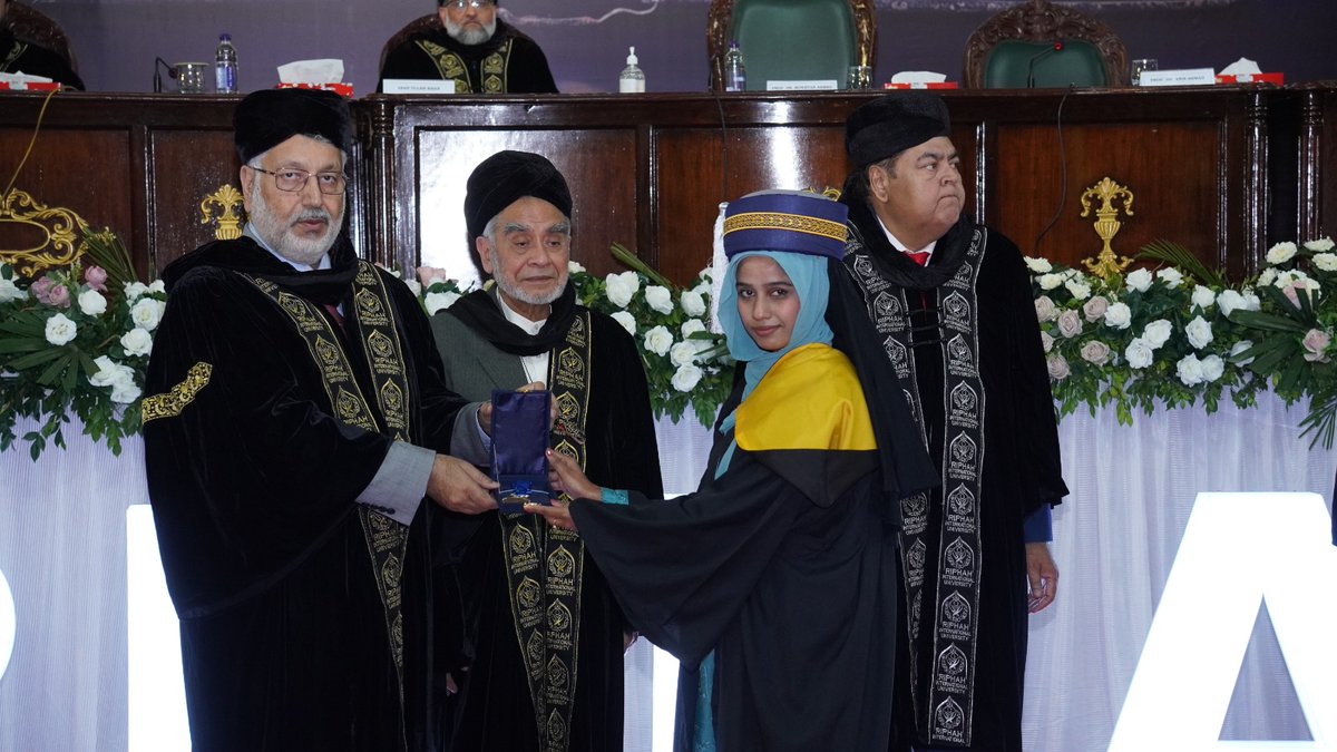 RajaMan96699543's tweet photo. Your education is a dress rehearsal for a life that is yours to lead.”
Ripha International University
#Convocation23 https://t.co/q2NsuR5v5M