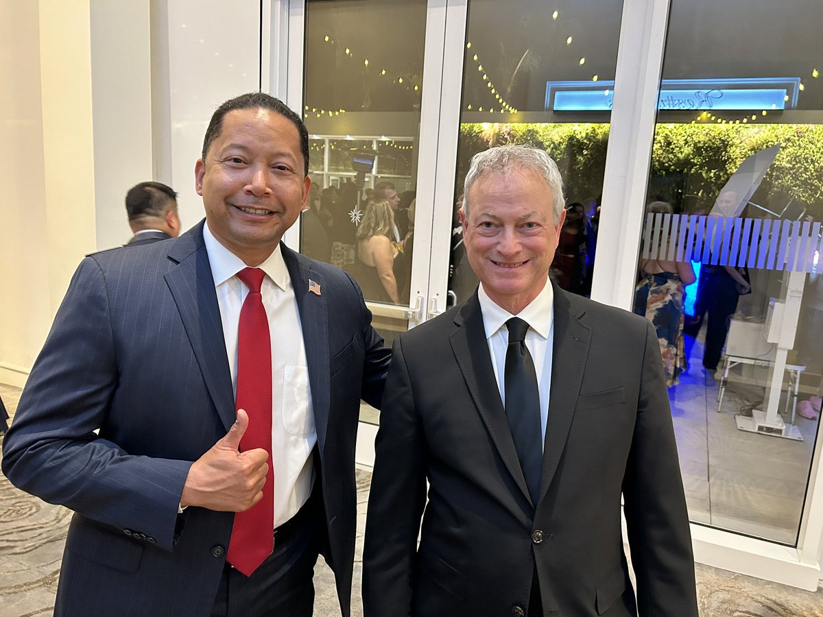 Special evening partnering up with Heroes Linked Military Network for vetreans and Gold Star Family Survivors with Gary Sinise. #lawenforcement #militaryveterans #Partnership