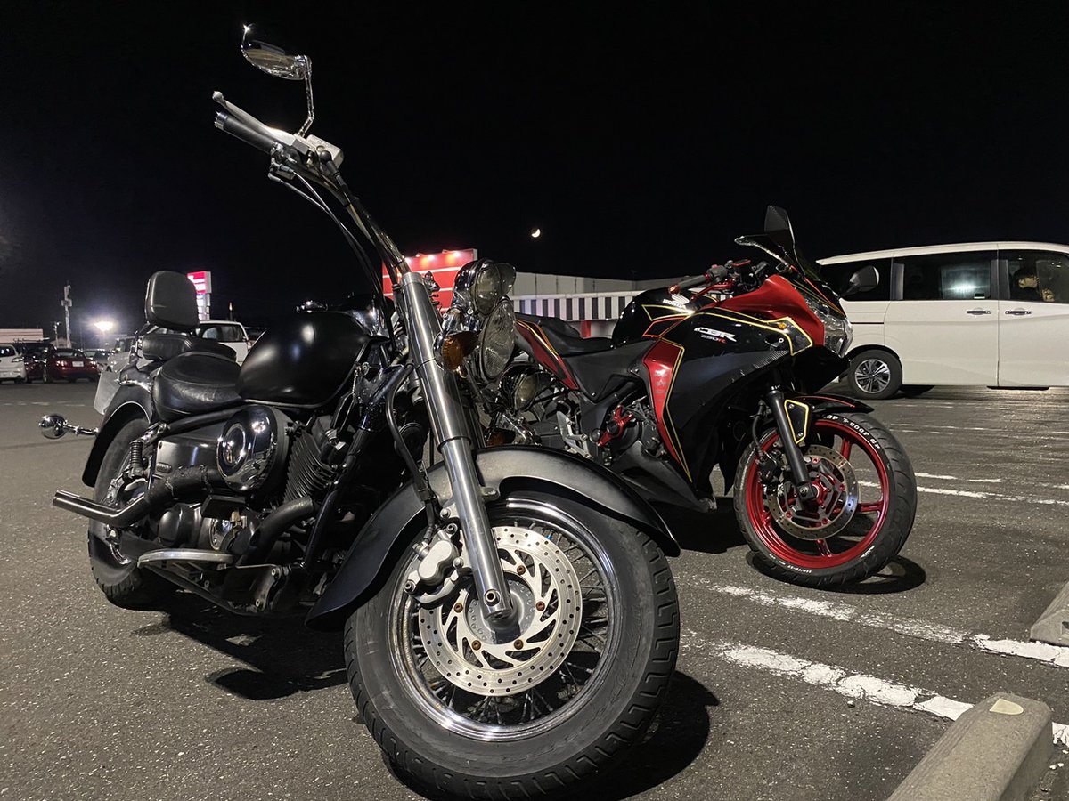 DSC_aki's tweet photo. バイク買いました🤗

名前 : あっくん
性別 : 男
年齢 : 39
住み : 栃木
身長 : 172
車種 : ドラッグスター400クラシック
一言 :  よろしくね
#バイク乗りとして軽く自己紹介 
#バイク乗りと繋がりたい https://t.co/CJHXmITIVX