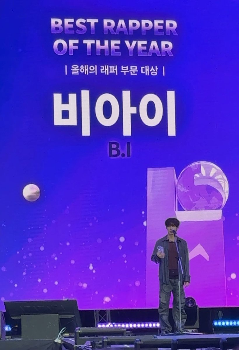 droptheroar's tweet image. This is it, the brand new bright future and freedom for all seven🔥
Couldn't be more proud and happy!🥺
You've suffered enough, Hanbin &amp;amp; iKON, but your talent and skills never wavered, so keep shining, this is only the beginning. Best artists👏

cr. khb131_Global, Sk8erBoice