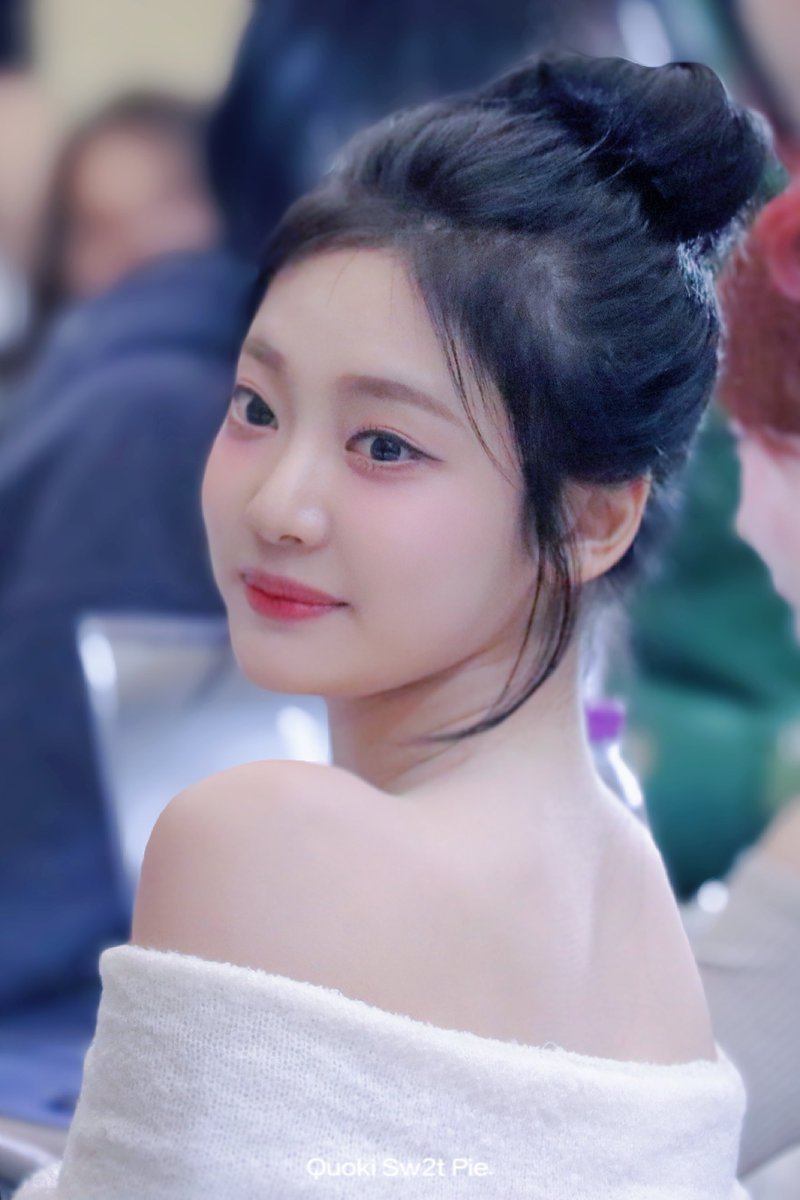 ningning tweet media
