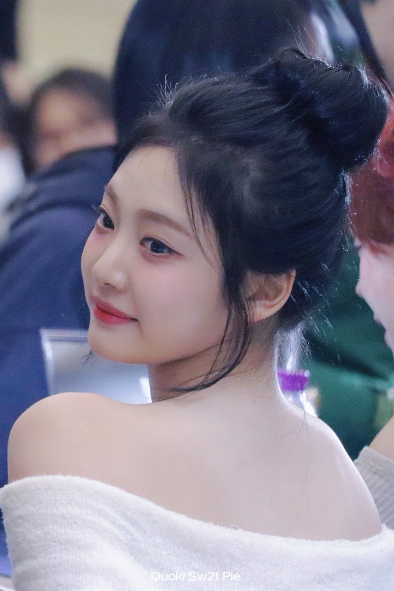 ningning tweet media