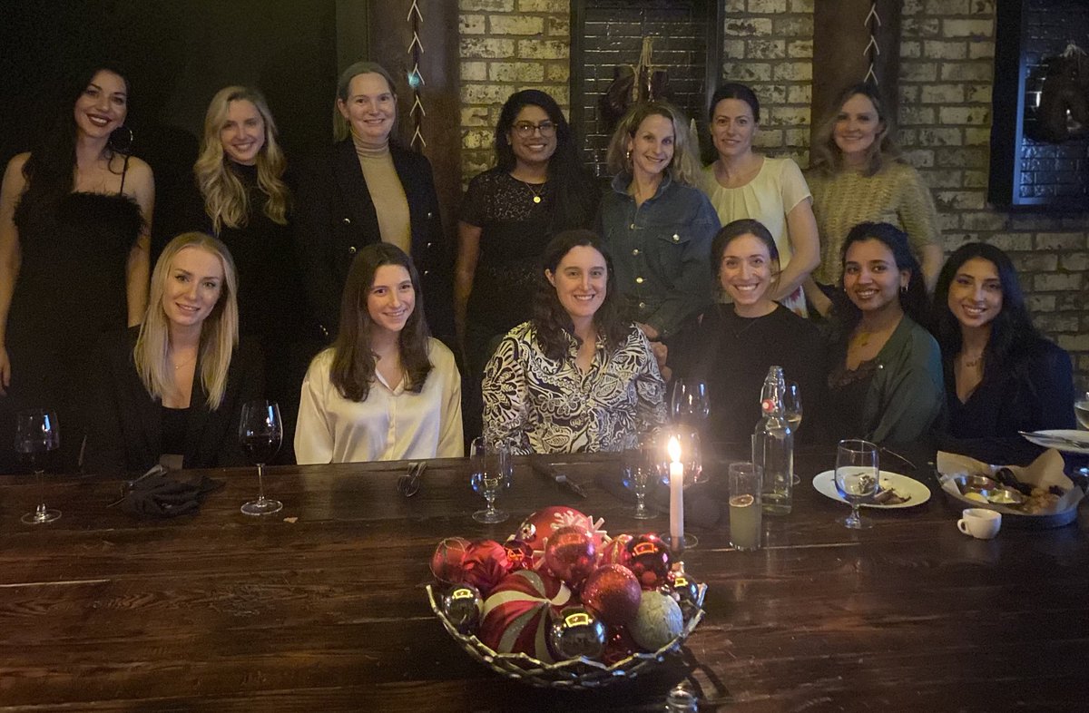 What a great ⁦<a href="/DalUrology/">DalUrology</a>⁩ Women in Urology dinner! Great conversation on how to build relationships with industry partners! Fascinating to share our experiences!