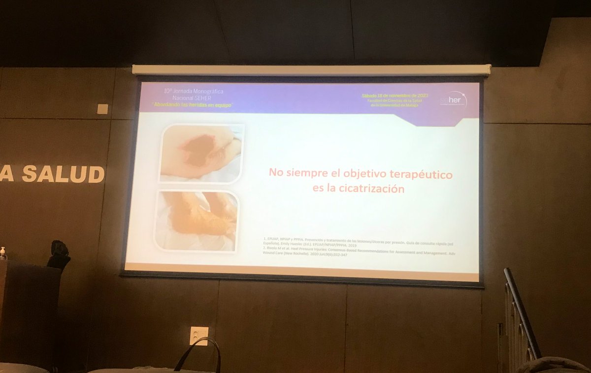 VirgiForero's tweet photo. Begoña Martin EPA de heridas crónicas complejas en @HRegionalMalaga nos explica cómo tratar eficazmente las #LPP: atender al objetivo terapéutico que no siempre y quizás sea la cicatrización #jornadaSEHER https://t.co/odqqZDzKi1
