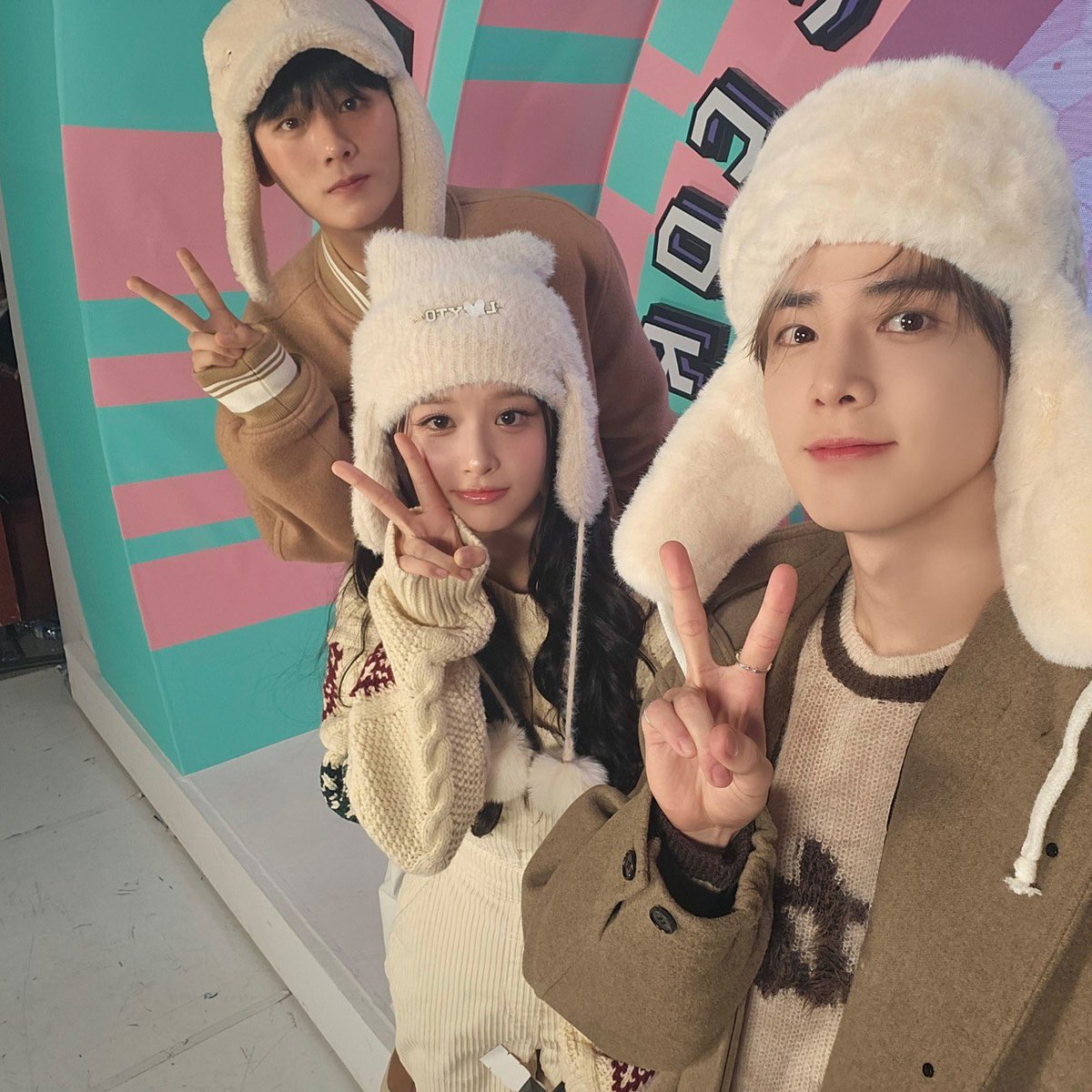 ( 영훈 ) 오늘도 고마워 더비야 🥰