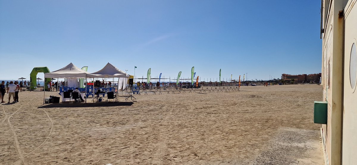 Caleta_De_Fuste's tweet photo. OCR Danger Extreme Caleta de Fuste 2023 in full swing https://t.co/2YYOd2VR7f