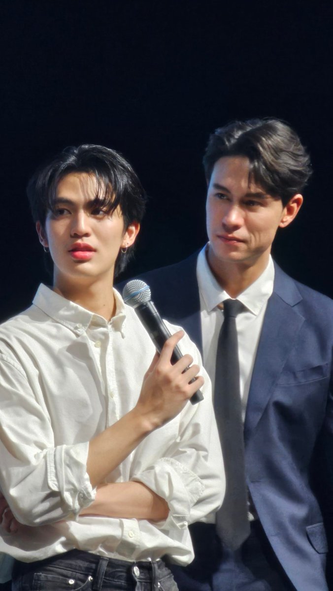 Opor_TA's tweet image. ช่วยด้วยค่าาา
#Benbunyapol #Mantrisanu #StepByStepOuting