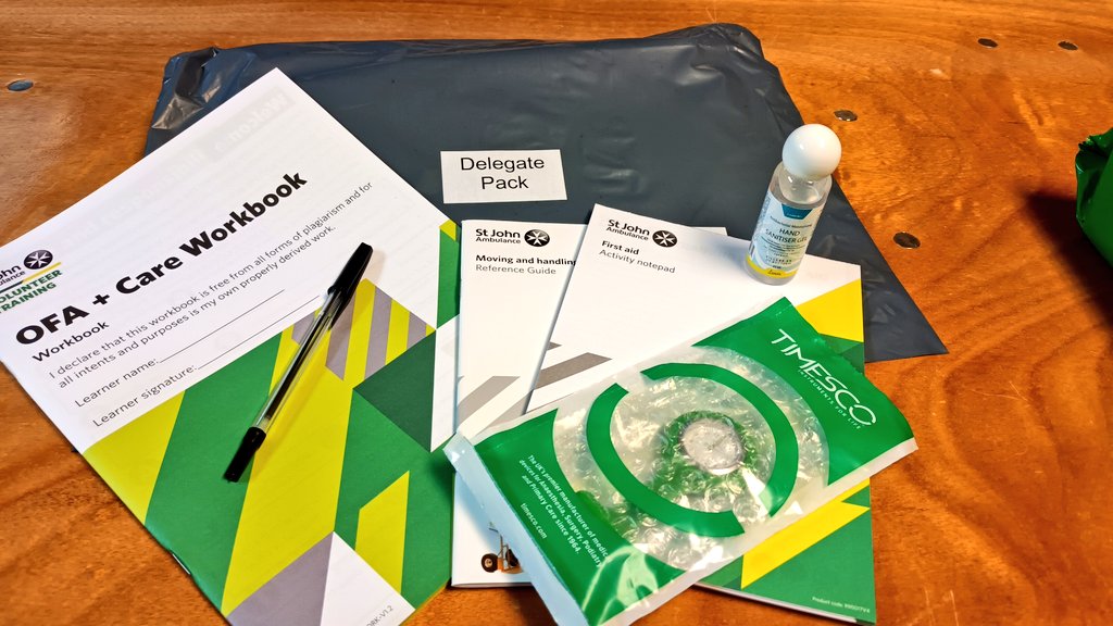 Out with @StJohnAmbulance today delivering training for a new cohort of #FirstAiders in #Exeter. 

Candidates attending from all over the South West, a fantastic networking opportunity for learners!! 

<a href="/SJADevon/">SJA Devon Training Team</a> @SJAIntTraining
