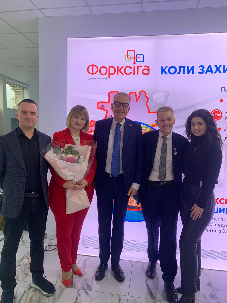 Good to be able to meet colleagues at the Cardiometabolic Conference in Kyiv Friday 17Nov, organised by my colleague Dr Moris Mankovsky, President of the Ukraine Diabetes Association. They are delivering world class cardiology/diabetes care here in spite of all the challenges