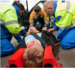 EMNews's tweet photo. The #PATCHTrauma trial did not show improved functional outcome at 6 mos post-injury, but Lisa Feit, MD, &amp; Seth Merker, MD, still say #prehospital providers should consider using #tranexamicacid #TXA in bleeding trauma patients. 

Here’s why. https://t.co/msiuXcdbpG #FOAMed https://t.co/gIYhfG1PjJ