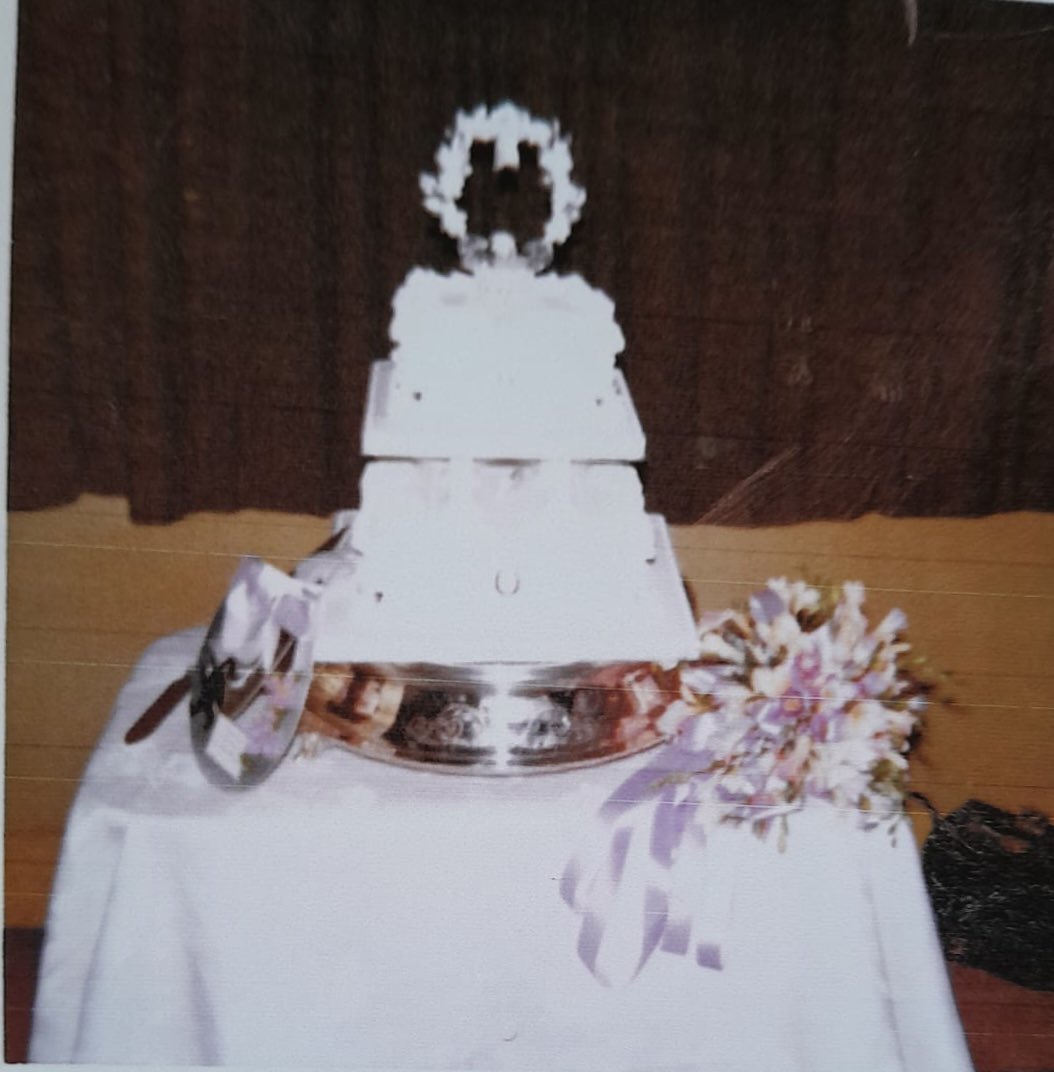 My parents didn’t want presents for their 50th anniversary yesterday. So, with the help of old Polaroids, aunts with long memories and *much* late-night cursing over royal icing, I recreated their wedding cake instead.