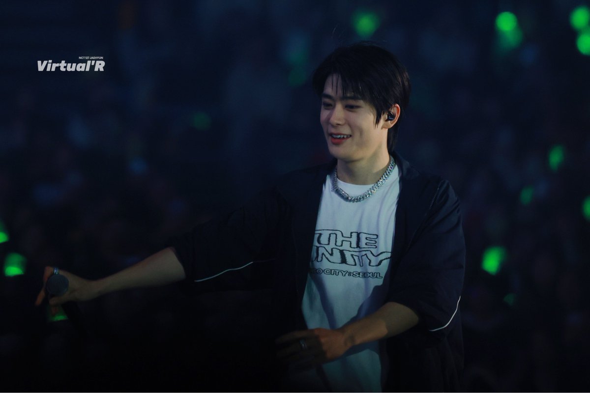 231118 인사하다 늦어버린 시즈니 바보😍
사랑스러움 💚💚💚💚💚

#NCT #NCT127 #정재현 #재현 
#윤오 #JAEHYUN #ジェヒョン