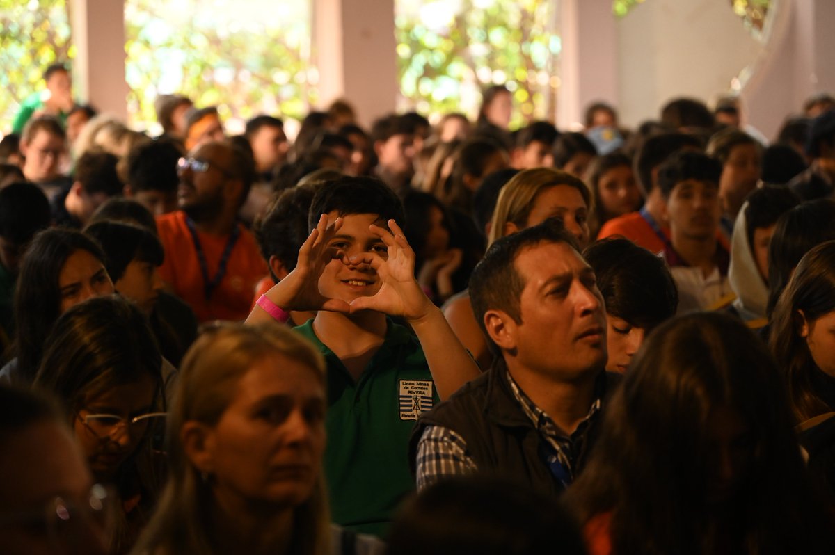 ¡Oficialmente terminó la 37° Feria Nacional de Ciencias!
🇺🇾 👨🏽‍🚀👩🏻‍🔧👩🏻‍🔬🧑🏼‍🌾👨🏾‍💻🇺🇾

¡Mención especial para todos los participantes, orientadores, evaluadores y todas las personas que hicieron posible este gran evento!

#ClubesdeCiencia2023 #CulturaCientificauy #EducaciónM