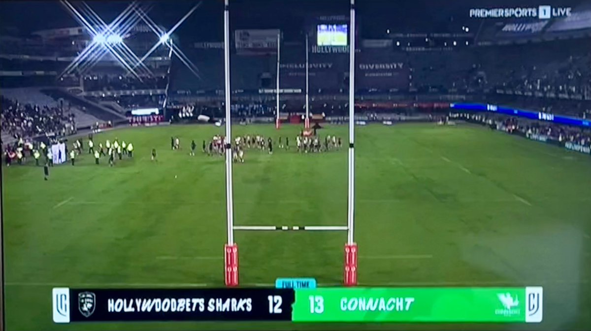 gavin_doyle_ie's tweet photo. Is there any reason why the South African commentator on Premier Sports (Super Sport 🇿🇦) keeps pronouncing the Irish team name: Connaaaaacht?! He sounds like a pirate. 🏴☠️ #SHAvCON
@URCOfficial @URCOfficial_RSA https://t.co/HqdXcvVhRZ