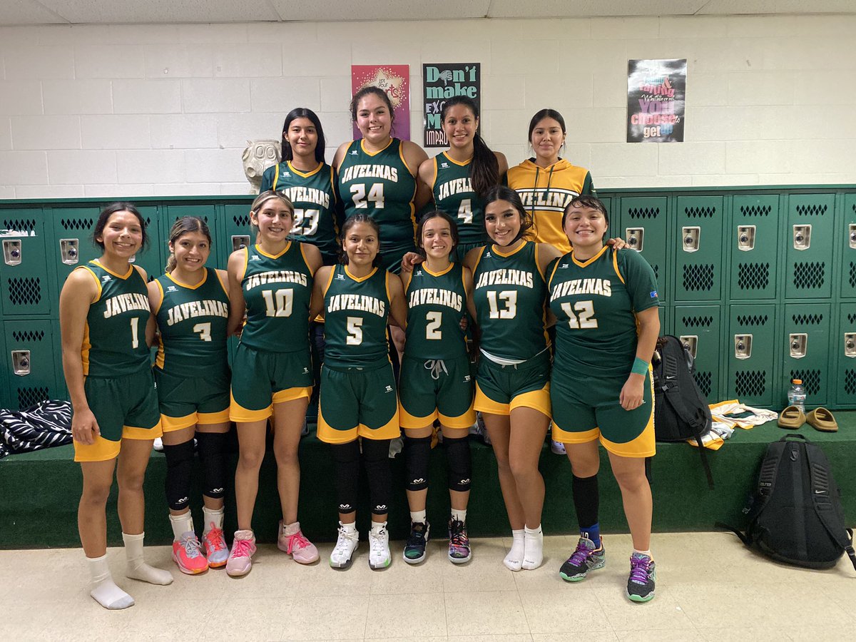 CCLadyJavBkb's tweet photo. Championship Game @1pm in Pearsall against Eagle Pass! Let’s get at it Girls!! 
💚🐗💛 https://t.co/iLmbYiSIcv