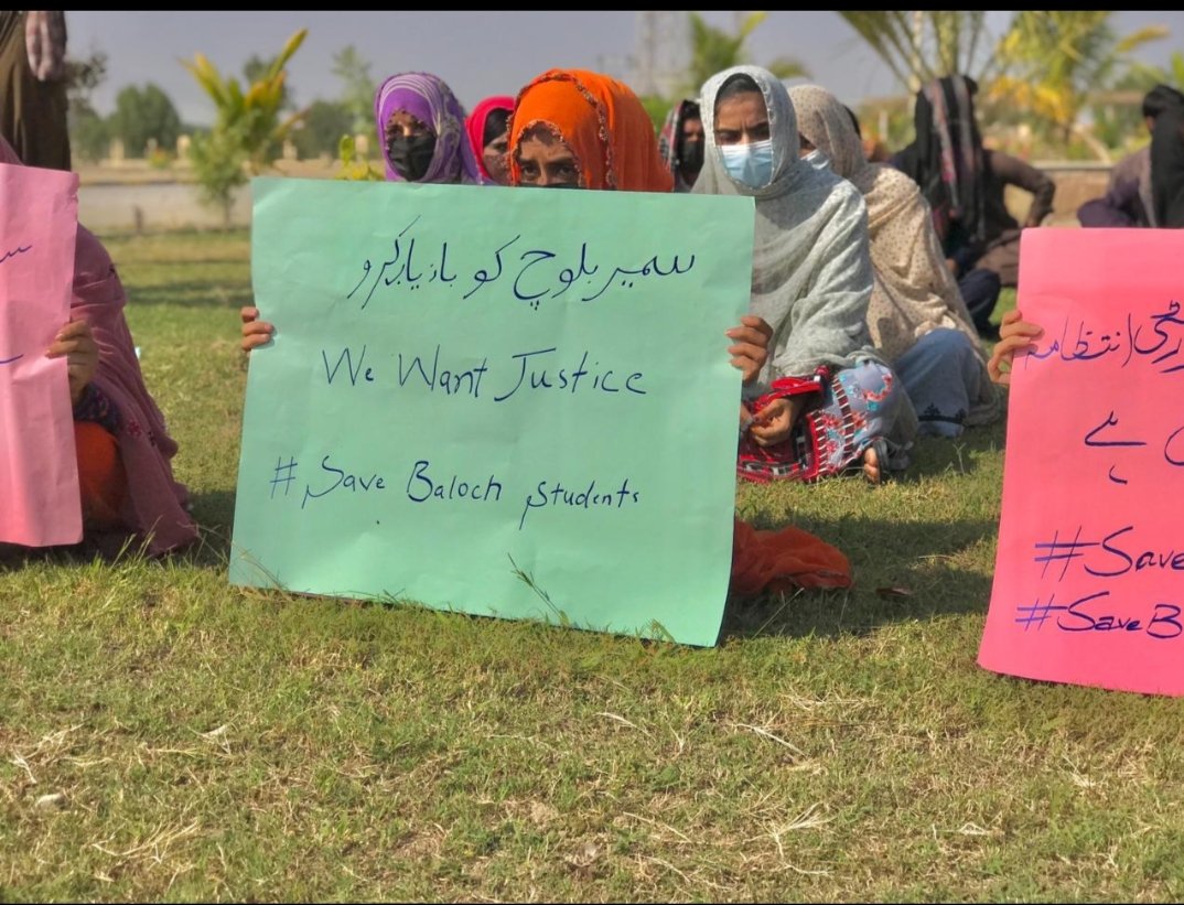 amanjan99's tweet photo. Baloch students are not born to be in torture cell rather they should be in institutions and complete there study for a better future. But unfortunately we are born in such State where we can't either breath getting education is far away.
#ReleaseSameerBaloch
#SaveSameerBaloch https://t.co/RsnLSr48Od