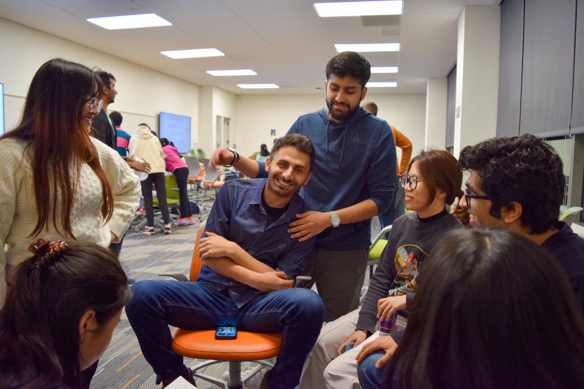 UCSC_NLP_MS's tweet image. Flashback to last week&apos;s Icebreaker &amp;amp; Game Night by our NLP Community Managers! Big thanks to everyone who came! 

📷 Steven Au
✍️ Devasha Trivedi
#NLProc #ucsantacruz