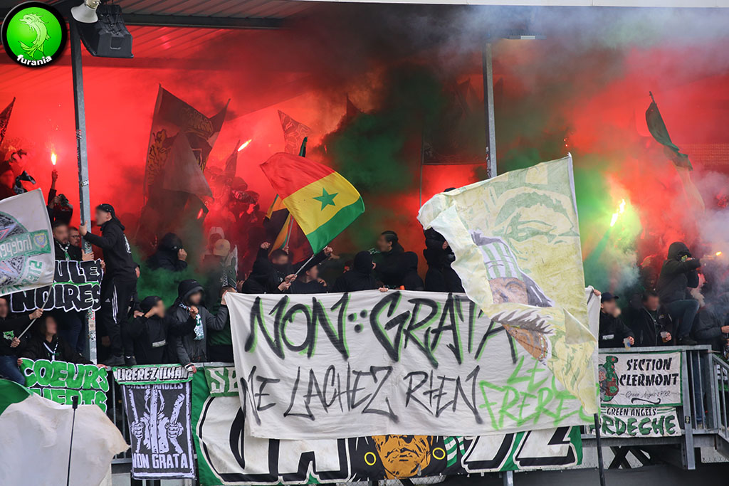 FuraniaPhotos's tweet photo. Toutes les photos de la victoire à Bourg en Bresse sont en ligne :
https://t.co/EMjJX4MZoS
#ASSE #FBBPASSE https://t.co/LE8dn60PXf