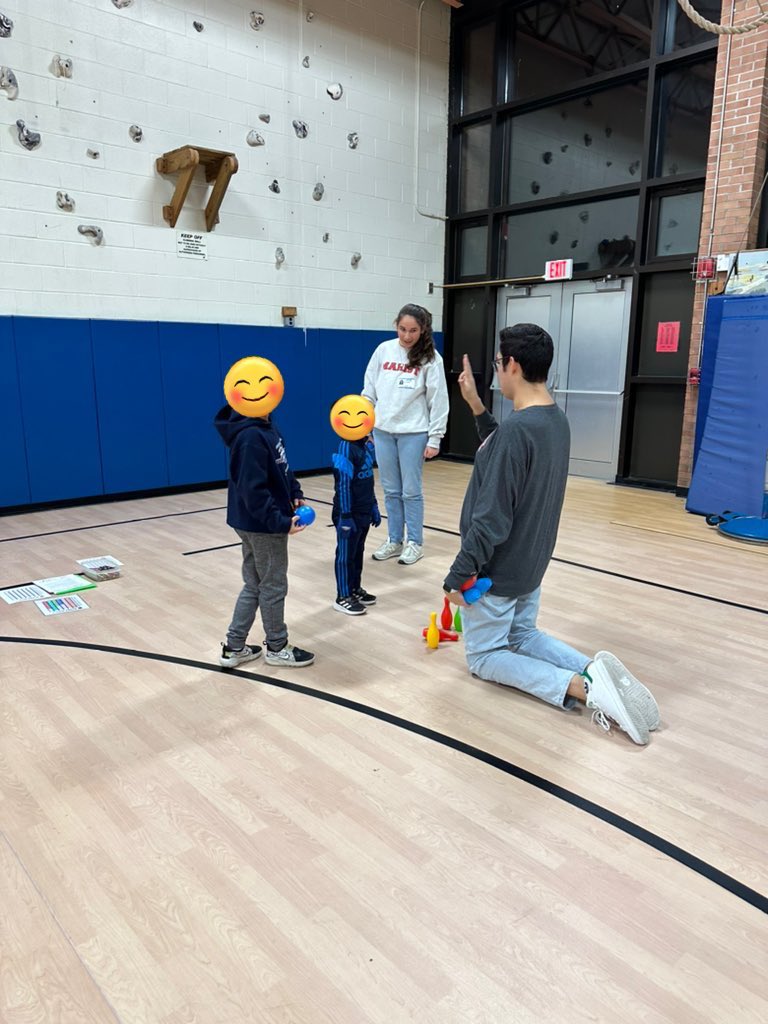 dconnelledu's tweet photo. Math Family Game Night was a success! For MSED 581, @eleni_xenakis and I had students bowling and analyzing the data they collected on a bar graph. Students and their families had a ton of fun playing games with the APEX cohort! 🎳🖍️➕😁 https://t.co/IfgDsEwINz