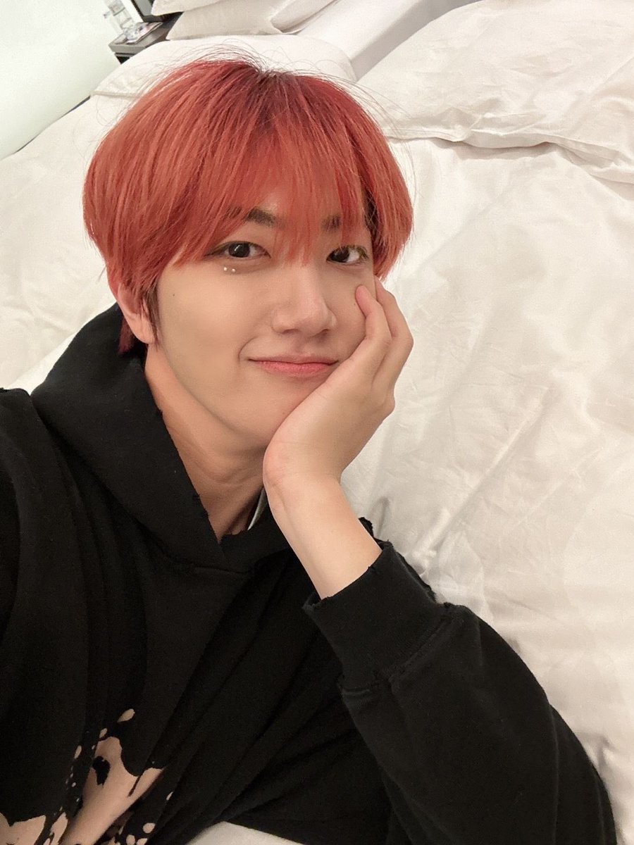 CRAVITY_twt's tweet photo. 정말 우리 러비티가 있었기에 가능했던 첫번째 투어 다들 너무 너무 고생했구 이런 행복 이런 추억 선물해줘서 너무 고마워요ㅎ 항상 사랑해❤️❤️
#원진 #CRAVITY_1ST_WORLD_TOUR
#MASTERPIECE
#MASTERPIECE_IN_MACAU https://t.co/6v1Ym2lySb