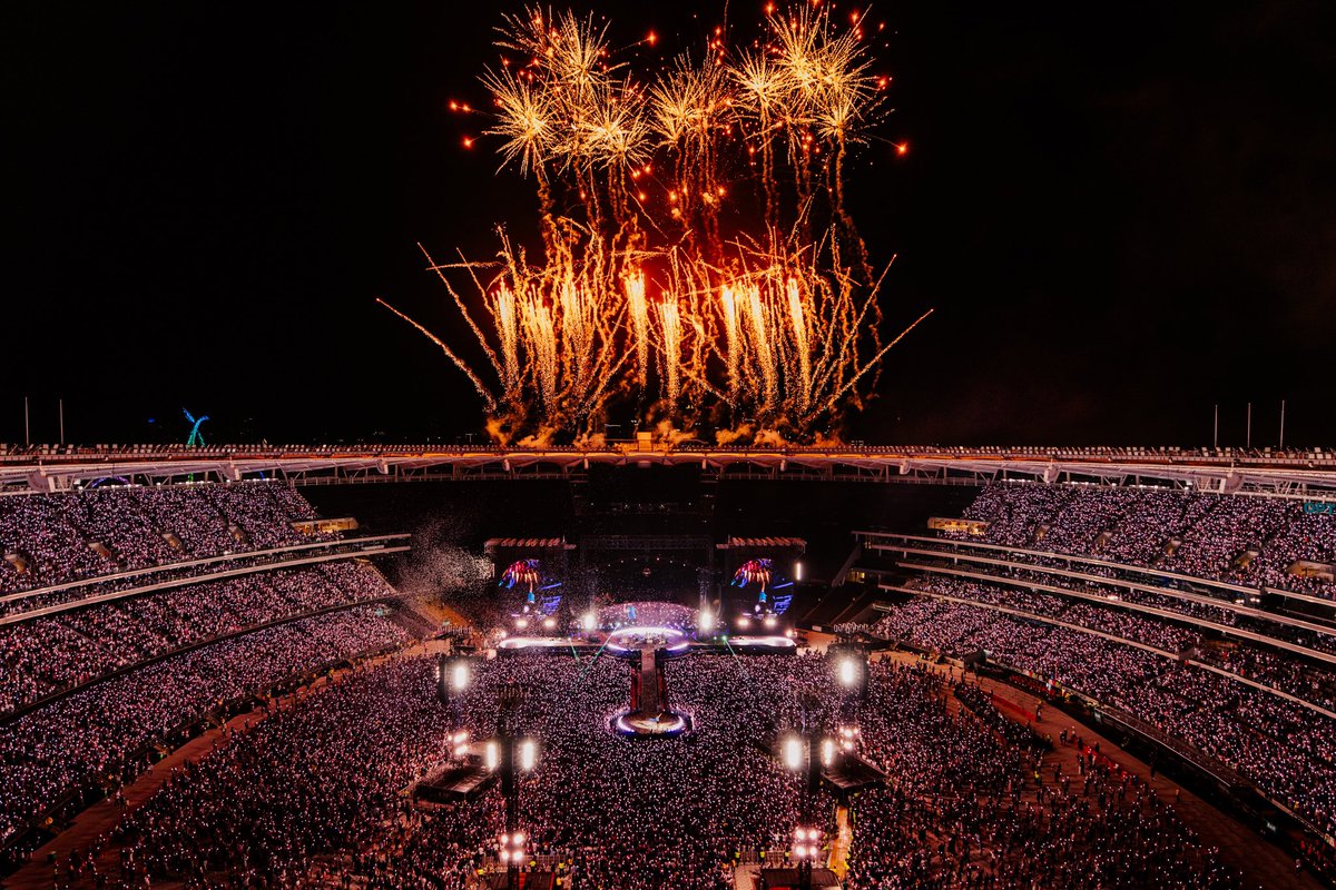 Coldplay tweet media