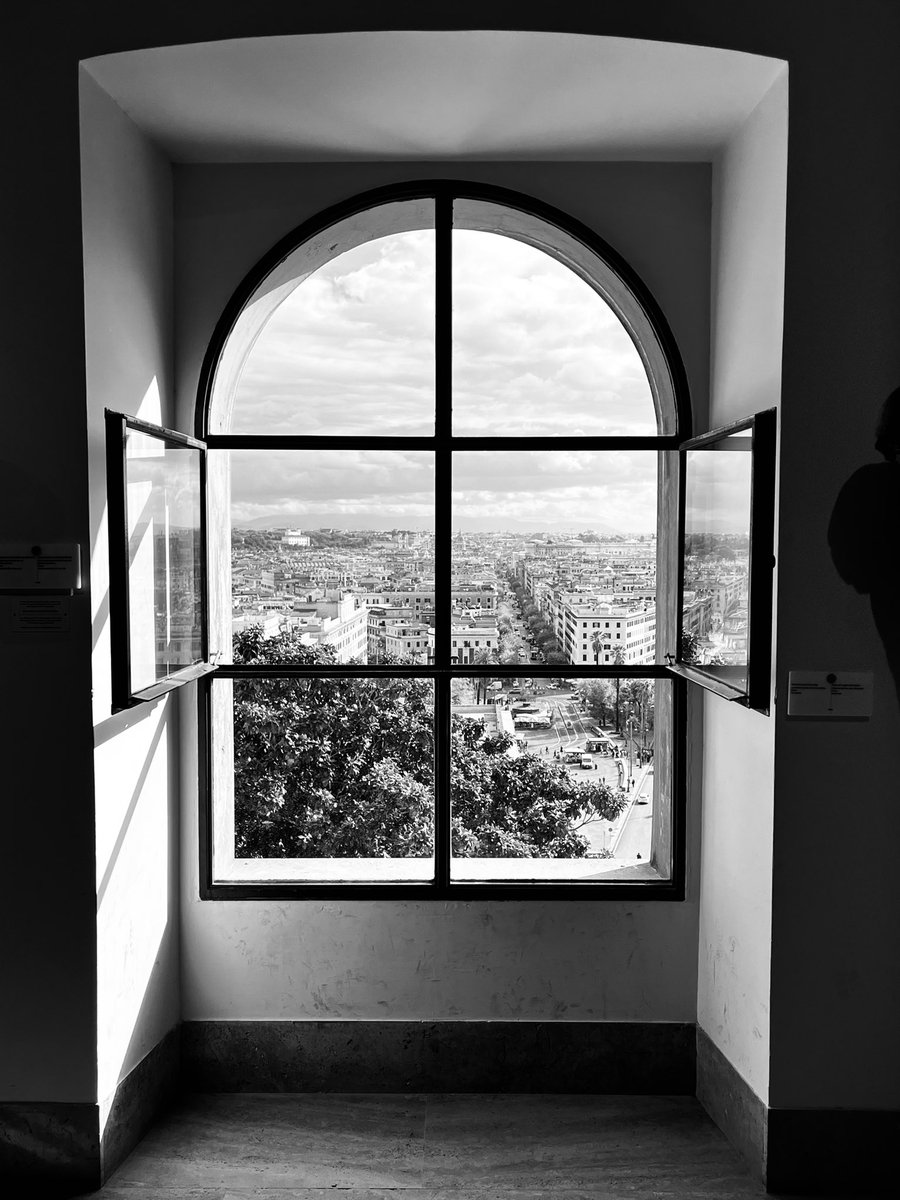 Desde <a href="/Musei_Vaticani/">Musei Vaticani</a> 

#VentanasdelPatrimonio 

❤️☺️