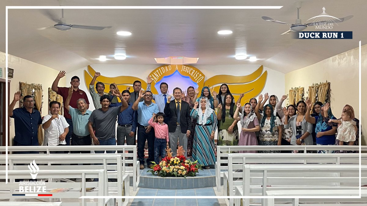 lldmbelice's tweet photo. SUPERVISION JURISDICCIONAL; DUCK RUN, CAYO
La bendición de Dios y el cuidado del Apóstol de Jesucristo se continúa manifestando en  el unos de los centros agrícolas más importantes del país.

#LLDM  | #ElAmorNosUne | #LLDMBelice | #Seguimosadelante https://t.co/yKAp2A972N