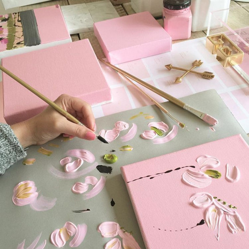 castellstudy's tweet image. ✧ #studytwtbr | #studytwt ✧

› Elly | ela/dela | 06'
› Learning English
› foco: idiomas, vida saudável e produtividade  
› med | med vet 
✩ música, viagem, doramas, animais, livros e artes

↺/♥︎ : for moots