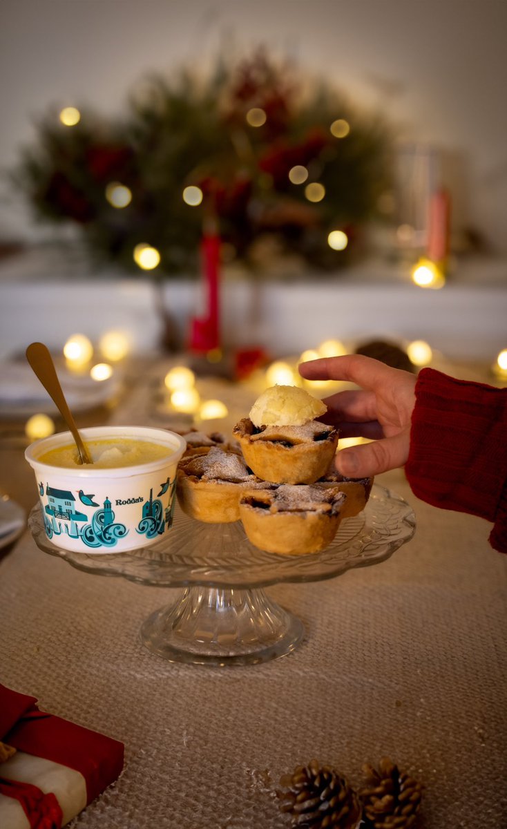 Making mince pies magical since 1890 with Rodda’s Cornish clotted cream. #MakeItSpecial