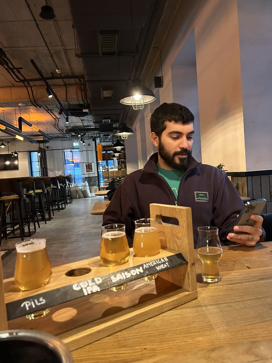 anar_pp's tweet image. Cheat day