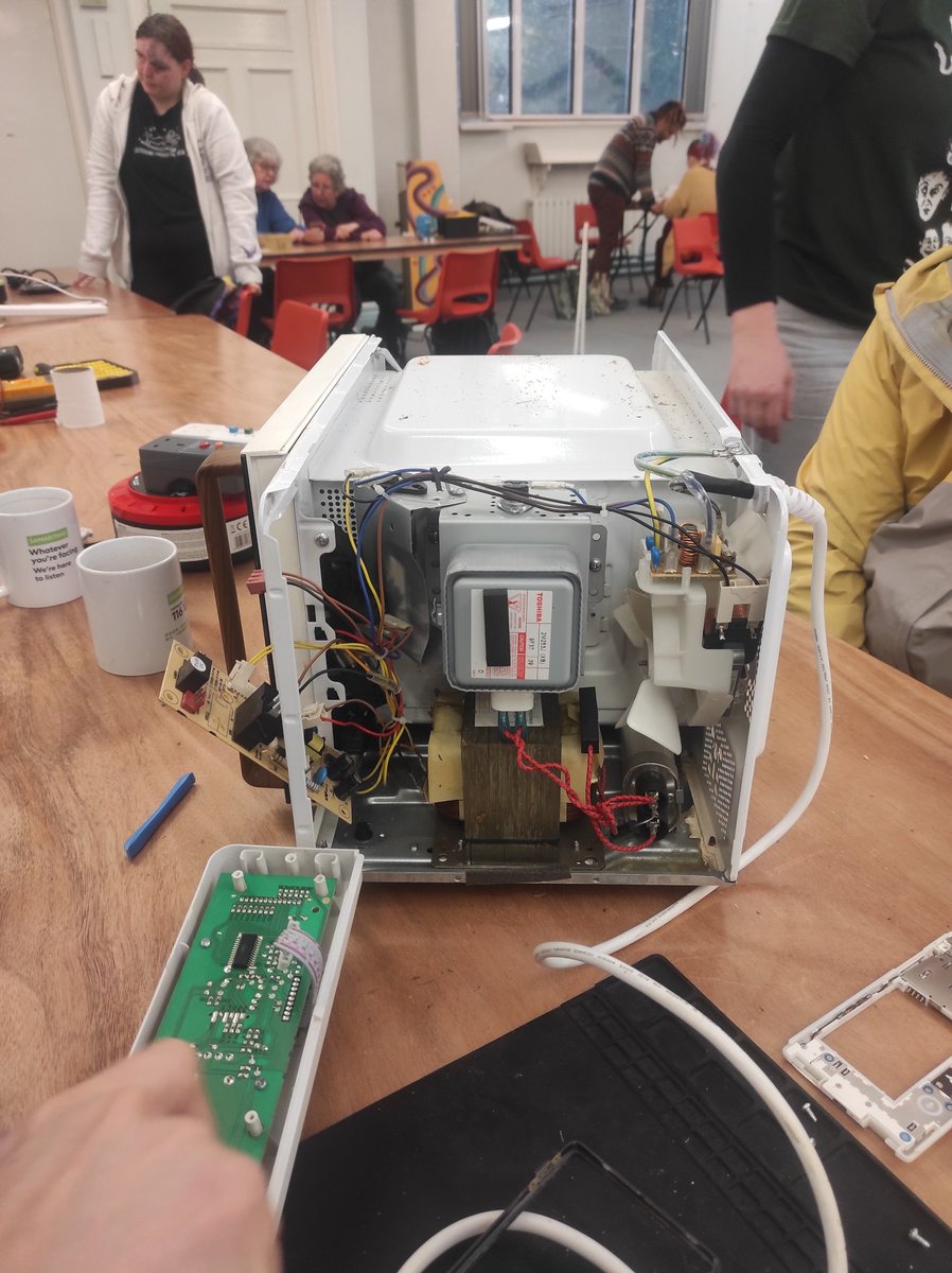 Levenshulme Repair Cafe tweet media