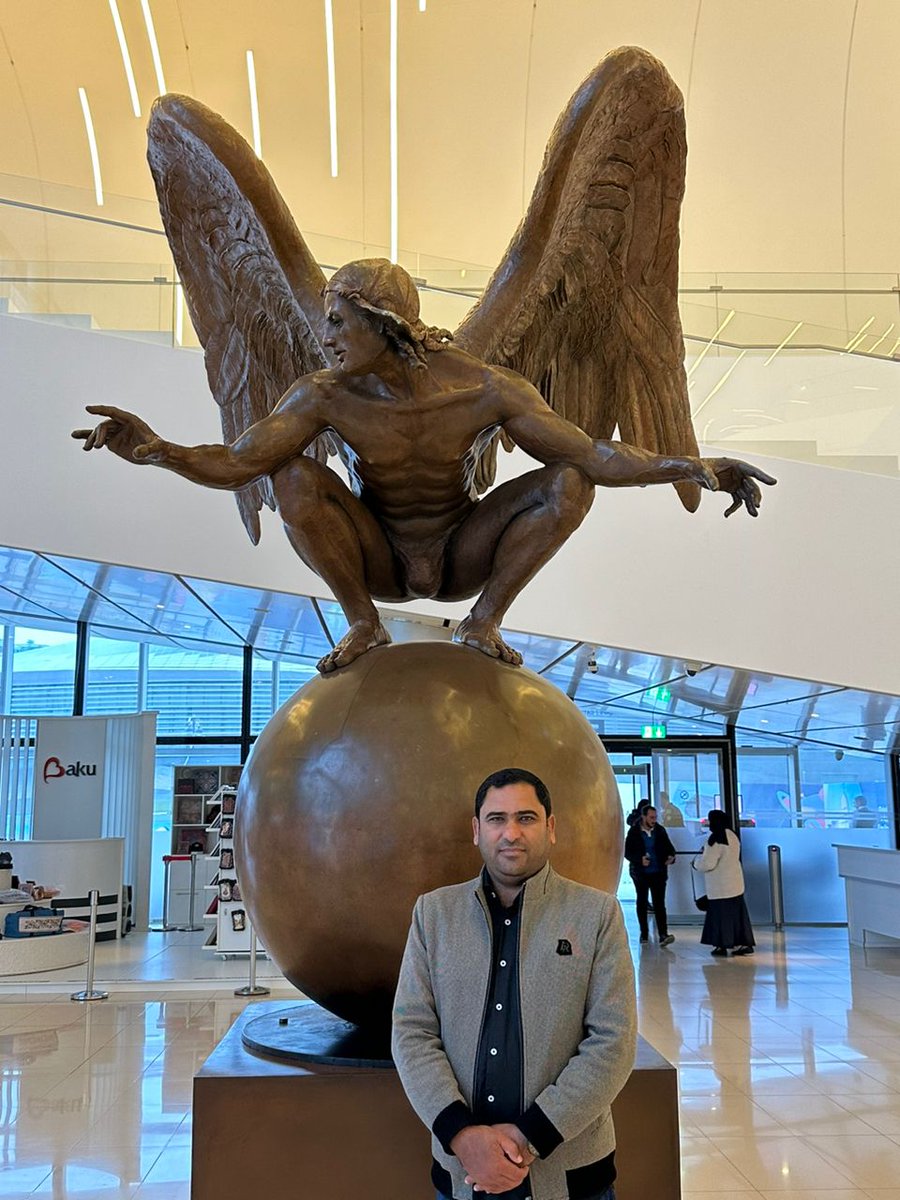 Zahidkhanyous14's tweet photo. Haider Alive Museum Baku Azerbaijan
#DrZahidKhanYousafzai
#WorldVisit
@ANPMarkaz https://t.co/CPMNJmqxRG