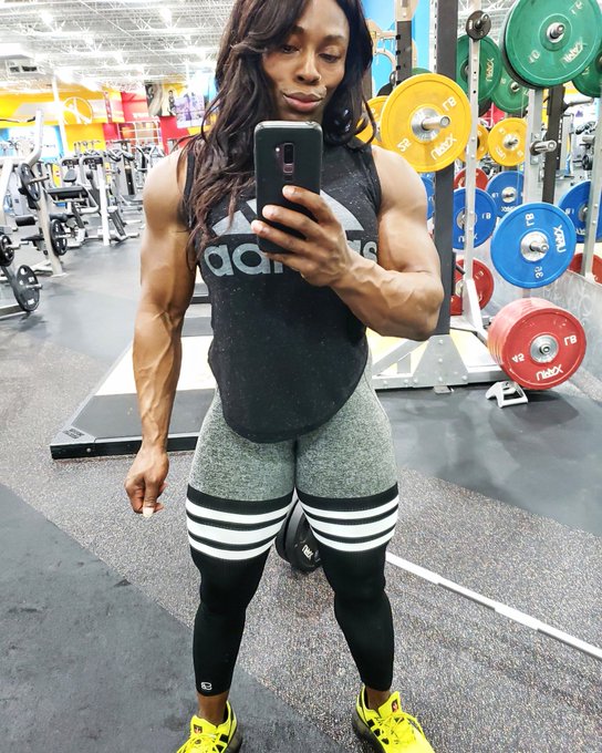 Snap crackle POP.. never skip leg day #curves #quads #mistress #femalebodybuilder #ebonyfitness #lifestyle<a href="/tag/curves"class="tags">#curves</a><a href="/tag/quads"class="tags"><span>#quads</span></a><a href="/tag/lifestyle"class="tags"><span>#lifestyle</span></a><a href="/tag/mistress"class="tags"><span>#mistress</span></a><a href="/tag/scissorholds"class="tags"><span>#scissorholds</span></a><a href="/tag/femalebodybuilder"class="tags"><span>#femalebodybuilder</span></a>