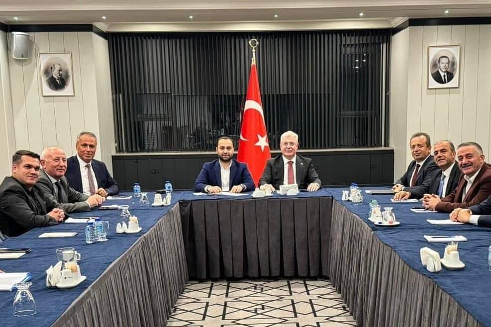 ➡️AK Parti Grup Başkanvekilimiz ve Milletvekilimiz Sayın M. Emin AKBAŞOĞLU, AK Parti İl Başkanımız Sayın Koray ERDOĞAN ve Belediye Başkanlarımızla “Yerel Hizmetler Değerlendirme Toplantısı” yaptık.
Toplantımız hayırlara vesile olsun inşallah. 🇹🇷
#BelediyeİşiGönülİşi