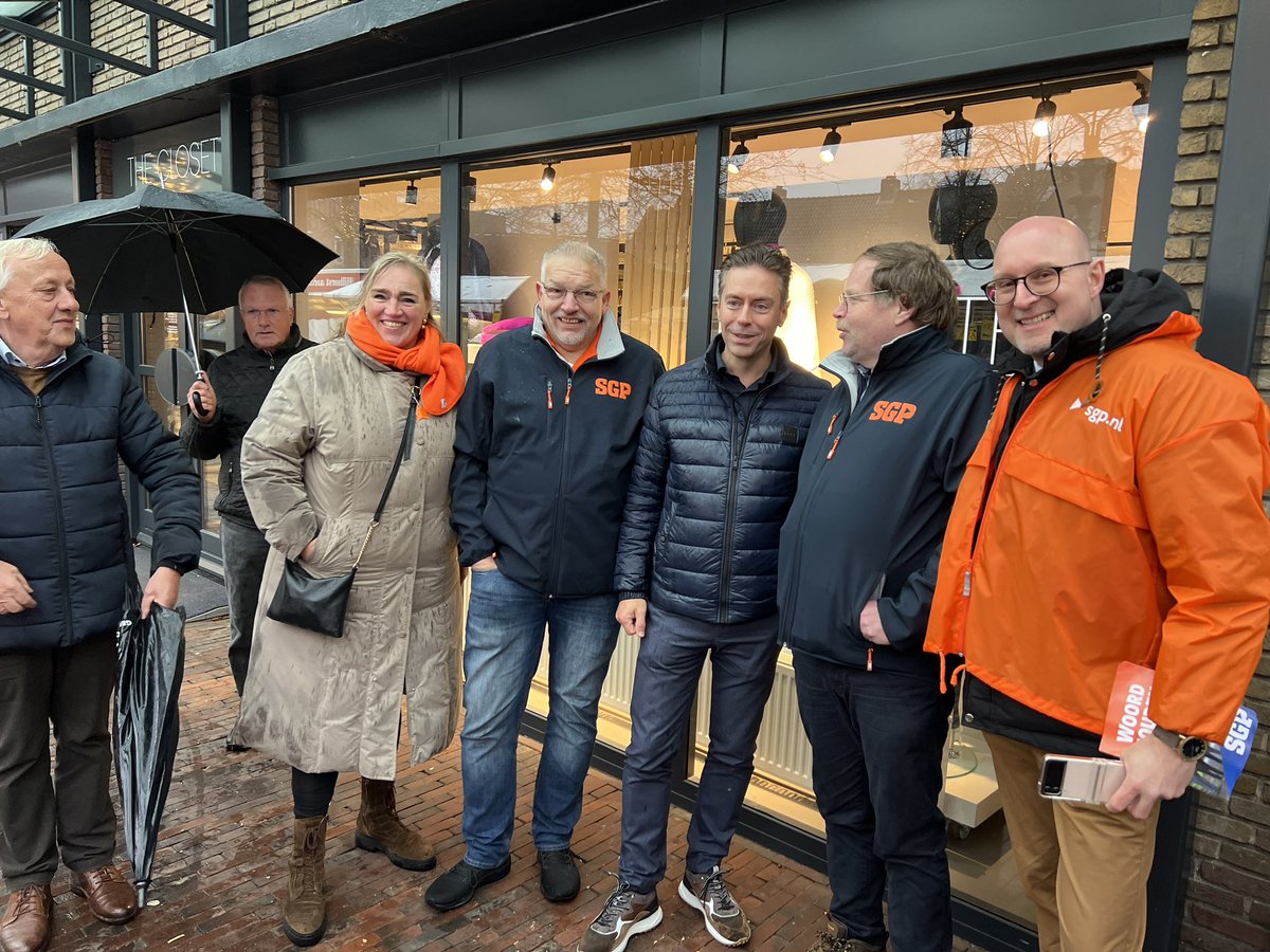 Onze <a href="/chris_stoffer/">Chris Stoffer</a> op campagne in Huizen #huizen #SGP