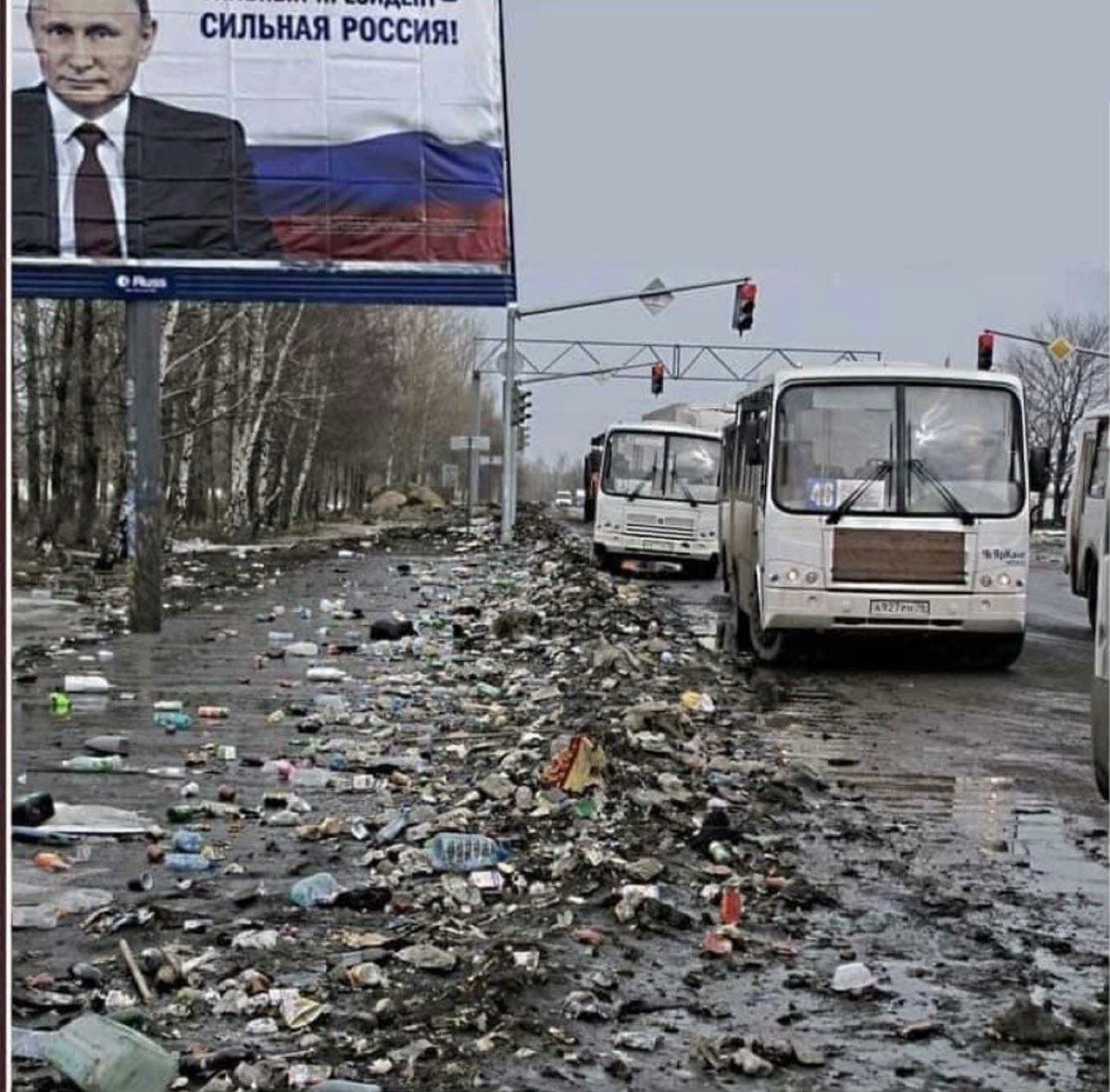 Cinderfel1a's tweet photo. @Russia Why would any civilized person want to go to naziruzzia? The whole country is a shithole. https://t.co/D4I1OayNza