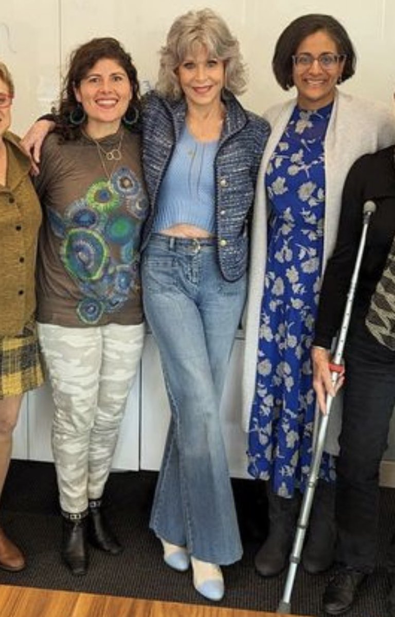 wearing a crop top at age 85 is so inspirational to me