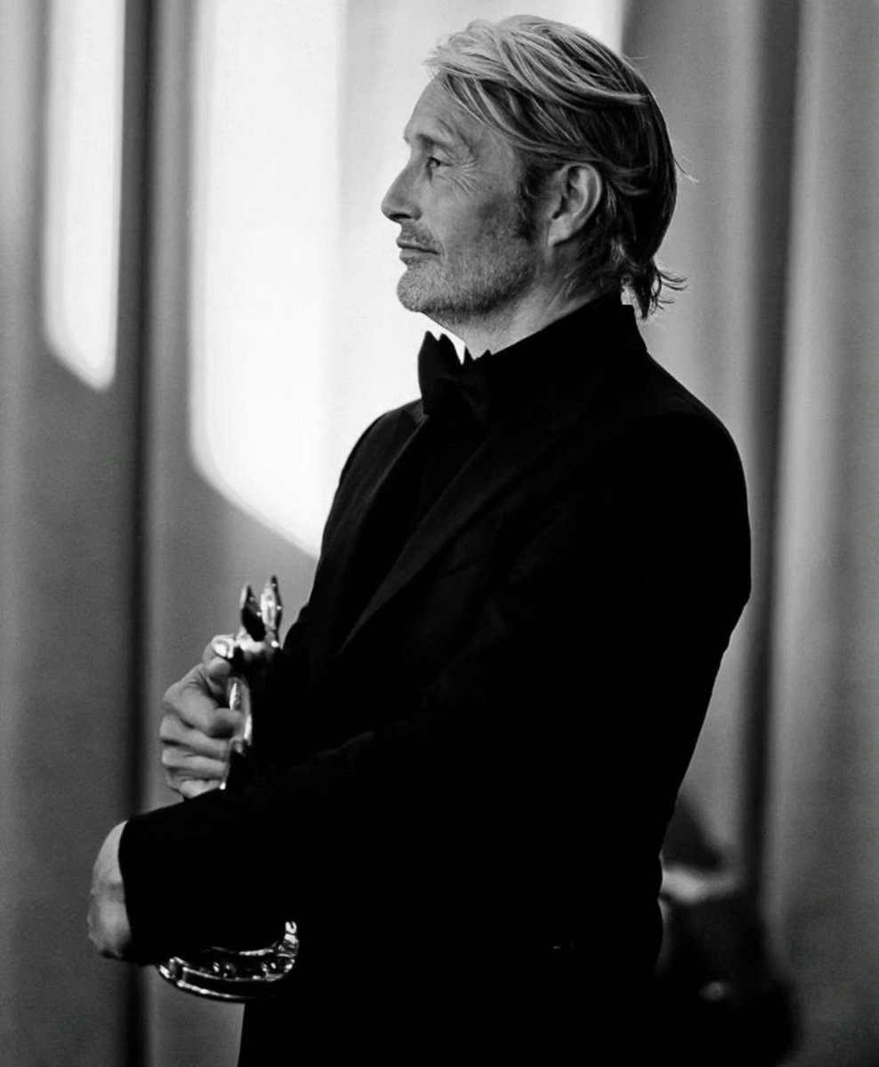 #madsmikkelsen #BambiAwards