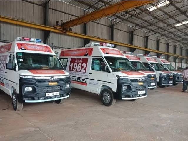 Amit Khilery (@amit_khilery) on Twitter photo •पूर्ण वेतन सिर्फ CTC 56100/-
•ना समय से वेतन ना ही कोई निर्धारित अवकाश
•यही है MVU-1962 की दुर्दशा।
<a href="/myogiadityanath/">Yogi Adityanath</a> जी कृपा करके इस ओर ध्यान देवें ।
#रोजगार_नहीं_यह_शोषण_है
#MVU1962_Means_Exploitation
<a href="/PRupala/">Parshottam Rupala</a>
<a href="/drsanjeevbalyan/">Dr. Sanjeev Balyan</a>
<a href="/yadavakhilesh/">Akhilesh Yadav</a>
<a href="/DOAHUP/">Department of AHUP</a>
<a href="/presidentVCI/">Dr. Umesh C Sharma</a>
<a href="/ANI/">ANI</a> •पूर्ण वेतन सिर्फ CTC 56100/-
•ना समय से वेतन ना ही कोई निर्धारित अवकाश
•यही है MVU-1962 की दुर्दशा।
<a href="/myogiadityanath/">Yogi Adityanath</a> जी कृपा करके इस ओर ध्यान देवें ।
#रोजगार_नहीं_यह_शोषण_है
#MVU1962_Means_Exploitation
<a href="/PRupala/">Parshottam Rupala</a>
<a href="/drsanjeevbalyan/">Dr. Sanjeev Balyan</a>
<a href="/yadavakhilesh/">Akhilesh Yadav</a>
<a href="/DOAHUP/">Department of AHUP</a>
<a href="/presidentVCI/">Dr. Umesh C Sharma</a>
<a href="/ANI/">ANI</a>