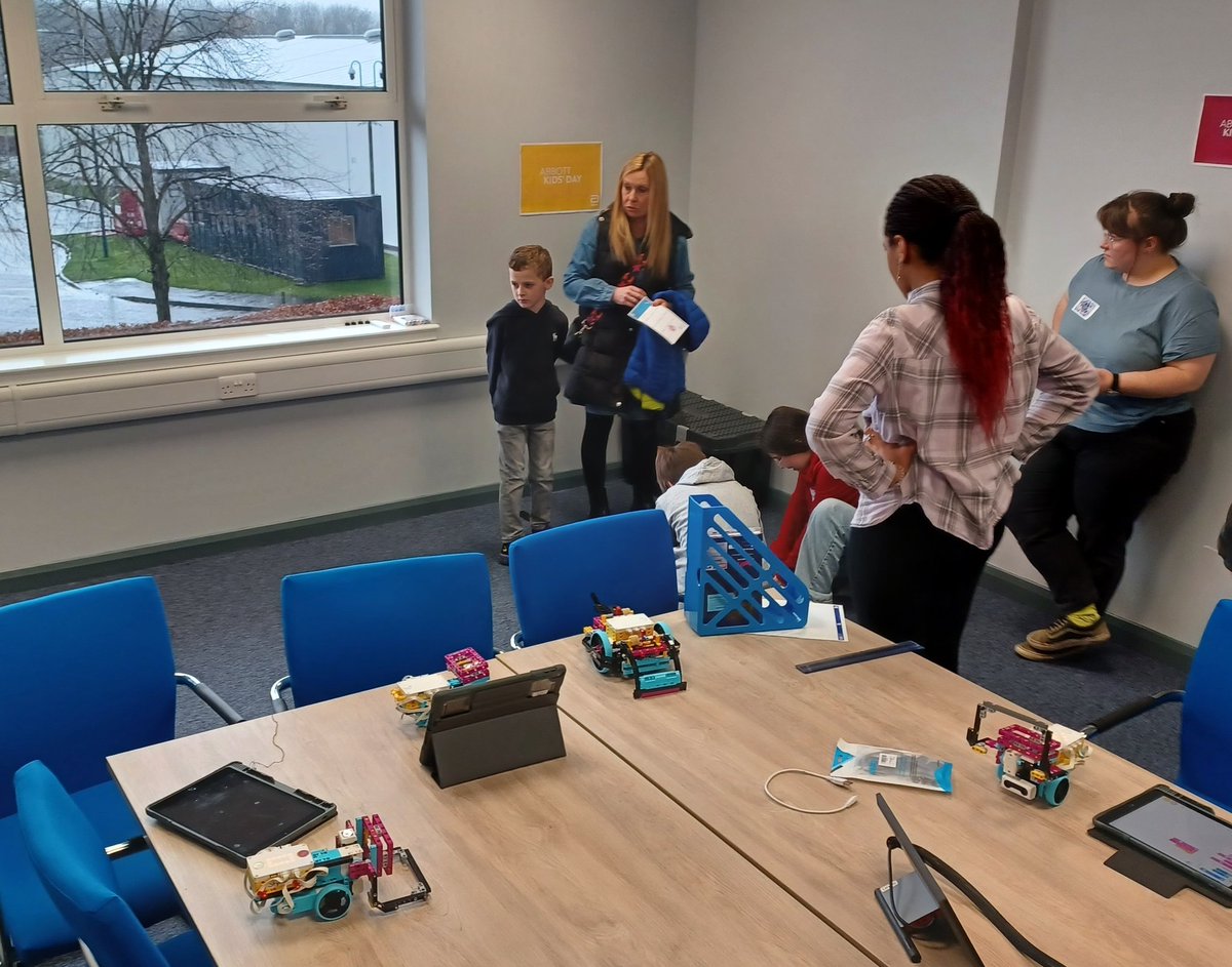 STEM at St Paul’s tweet media