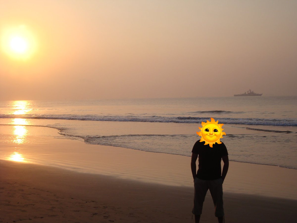 KumarNwin's tweet photo. Long ago Vizag. Local ki time ledu, Intl scene ledu ๐ https://t.co/zFxxtBnApd