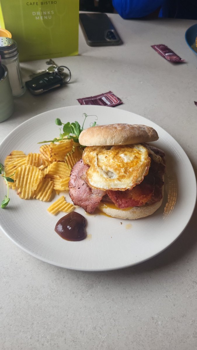 Damien Farrelly tweet media