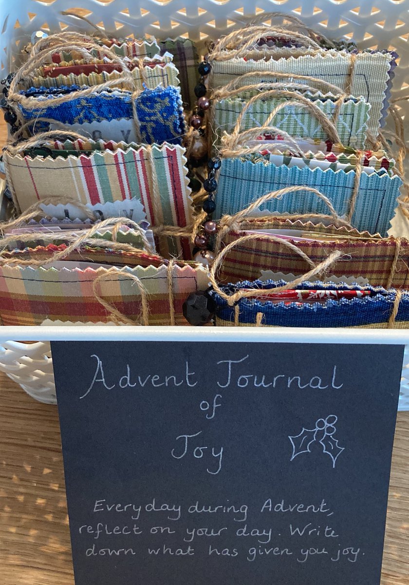 MrsBezoari's tweet photo. Taken me hours but they are ready. 😮‍💨 Each child in my class will receive an Advent ‘Journal of Joy’. Filled with pockets, envelopes, cards &amp; mini journals. Made from scratch incl. paper dyeing, stencilling, sewing &amp; charm. Aim to reflect &amp; write in it daily &amp; Xmas Eve hang on 🎄 https://t.co/v9zjnK7vYn