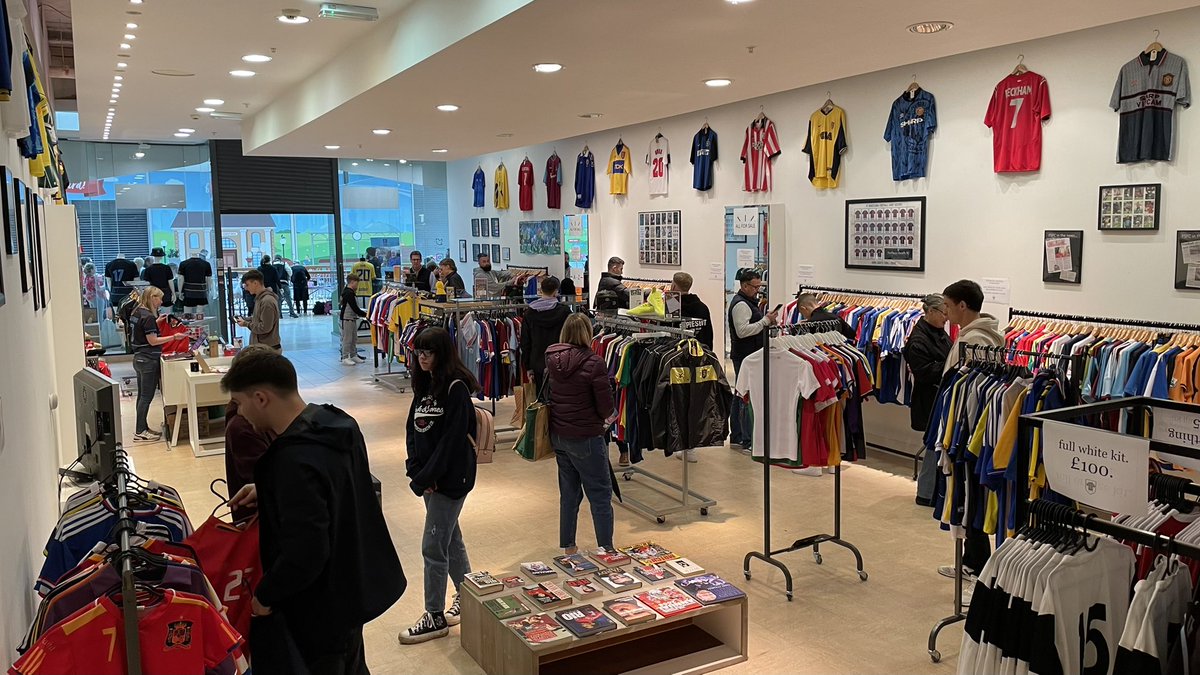 fsfcUK's tweet photo. It’s a tad busy @FestivalPlace !
#SaturdayIsFootball ⚽️👕💛
#EveryShirtHasAStory https://t.co/ucQkl4vNqg