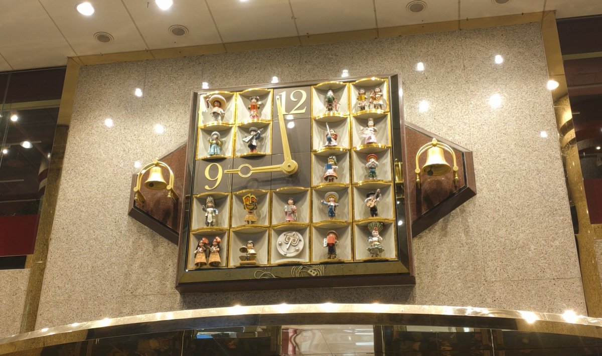 SogoClock's tweet photo. 賑やかな夜 https://t.co/M2rTwLxcM7