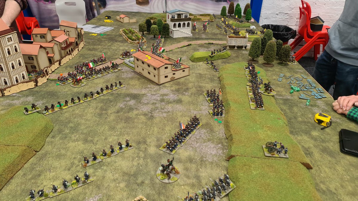 A basic version of Mentana on show today @ Steel Lard in Sheffield. Most of the troops are on the table but no sculpted terrain, just cloths, good practice for next year #wargaming #wargames #Risorgimento #tabletopgames #History